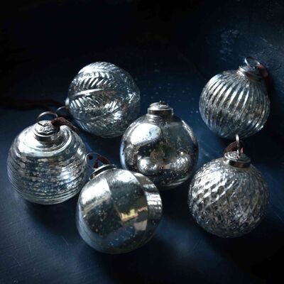 Set of 6 mercurized glass Christmas balls with velvet link