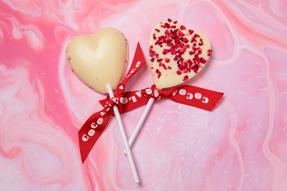 Weiße Schokolade & Himbeerherz-Lolly – 24 x 18 g