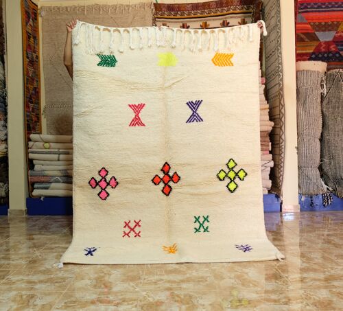 Authentic Moroccan rug - E20