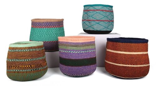 Nifty Knit: Small - Planter or Storage