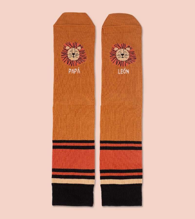 "Daddy lion" socks Tile