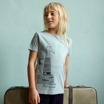 Children's t-shirt traveling weasel