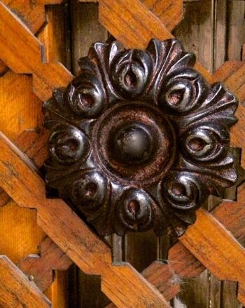 Ferrure de porte, rosace pour ferrure de porte ancienne, décoration pour portes historiques 12cm