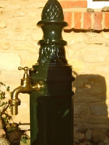 Pompe à eau du robinet de jardin, fontaine du robinet d'eau, fontaine sur pied en aluminium
