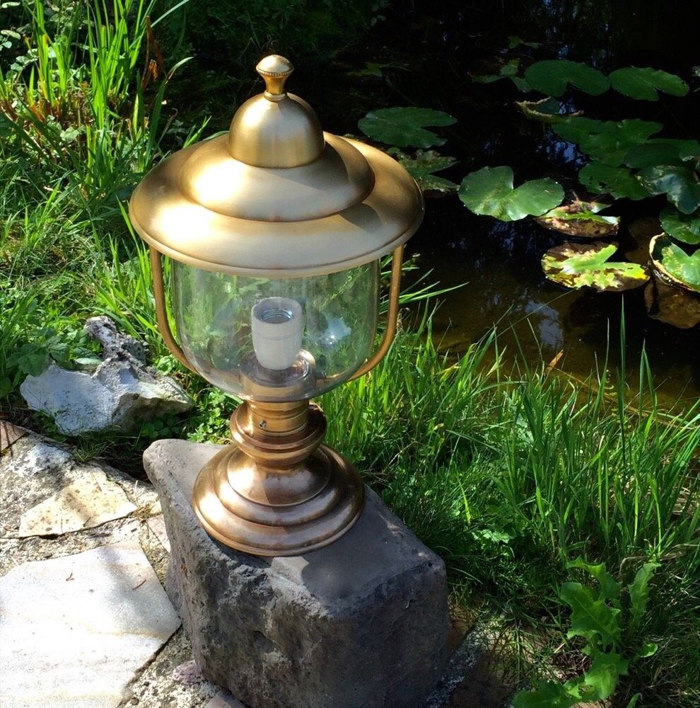 Outdoor lamp deals base