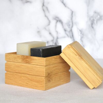 Bamboo soap dish with lid for travel