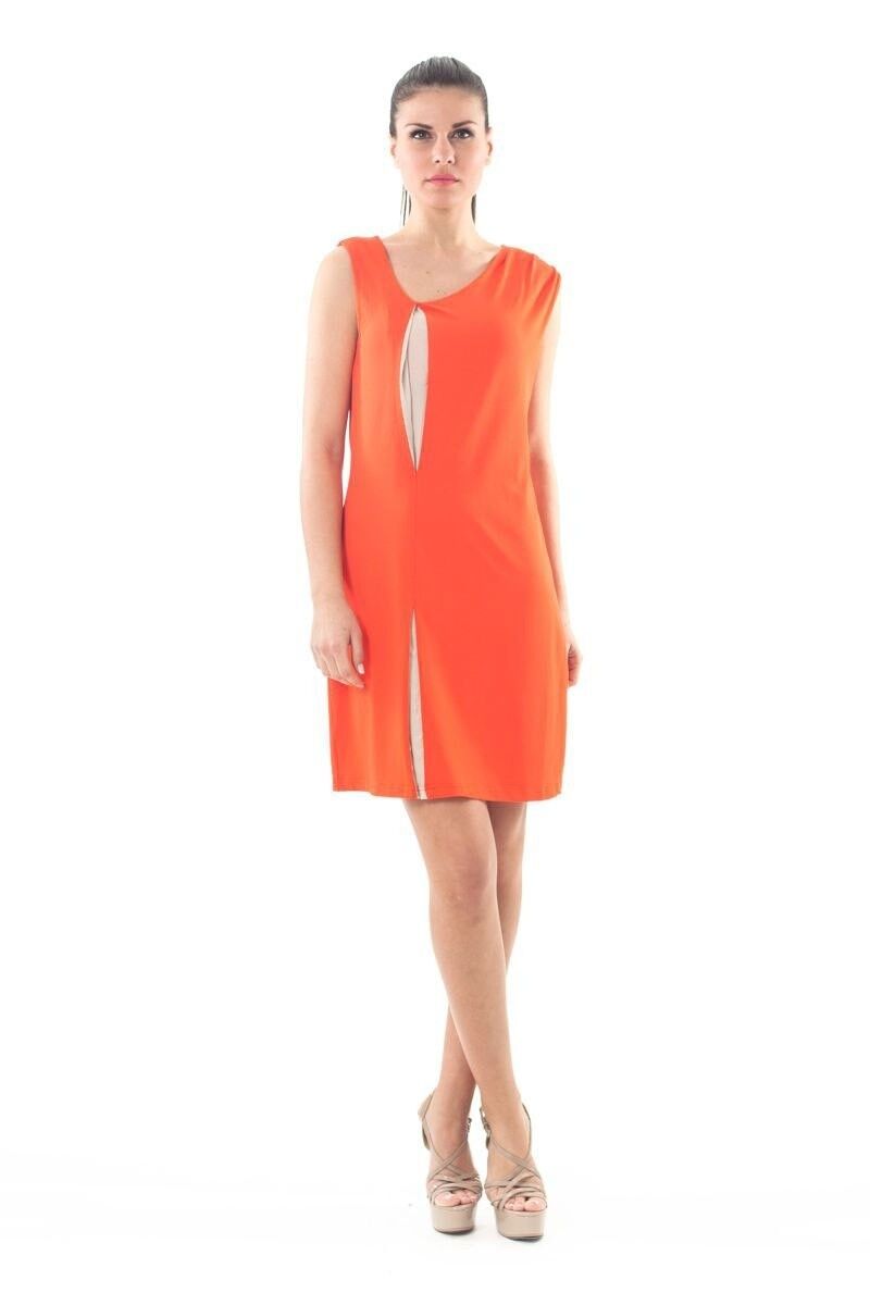 Robe droite à plis inversés