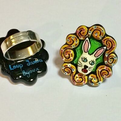 Green framed rabbit ring