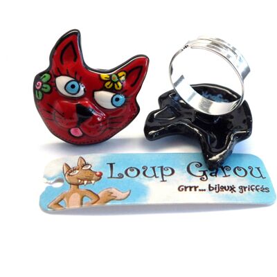 Anillo de cabeza de gato rojo