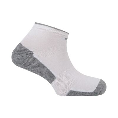 Two-tone sports cotton socks