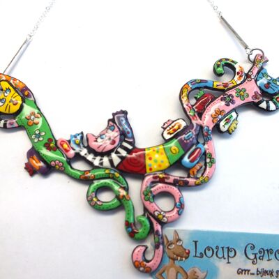 Flower cat bouquet necklace