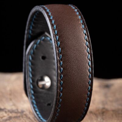Alérion brown leather strap