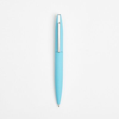 Bolígrafo de hoja suave al tacto en contraste