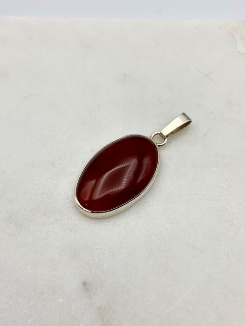 Silver pendant 15x25mm with a Carnelian