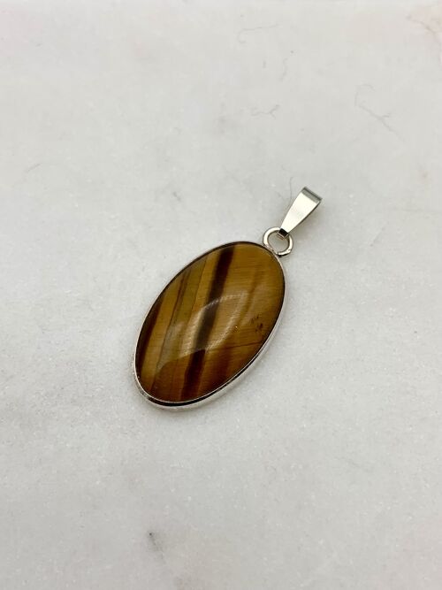 Silver Pendant with a 15x25mm Tigereye