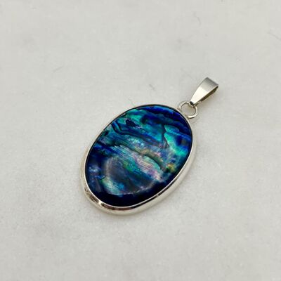 Silver pendant with a 18x25mm Paua Shell