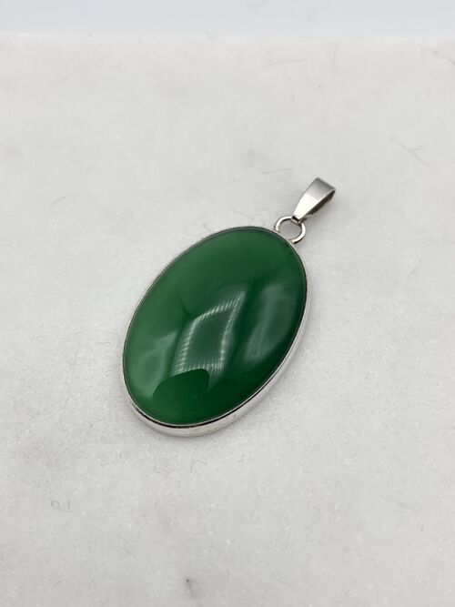 Silver pendant with a 20x30mm Green Agate