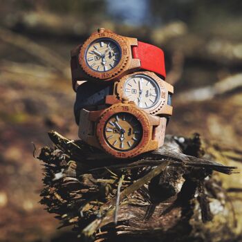 Petite montre NALU en bambou naturel/bracelet en liège rouge 5