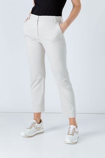 Pantalon stretch ajusté couleur sable 2