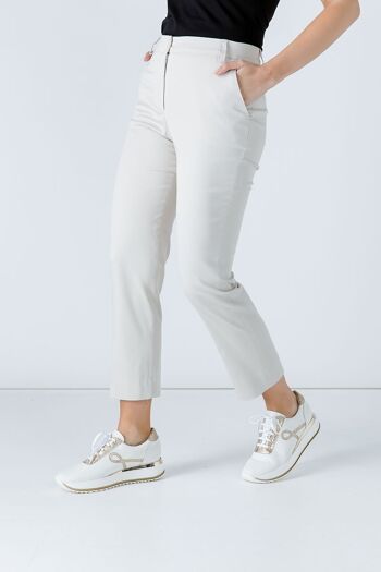 Pantalon stretch ajusté couleur sable 3