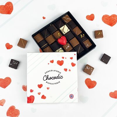 Chocodic - Luxury box of 25 fine praline chocolate candies with red heart - Valentine's Day chocolate, grandma, grandma's day