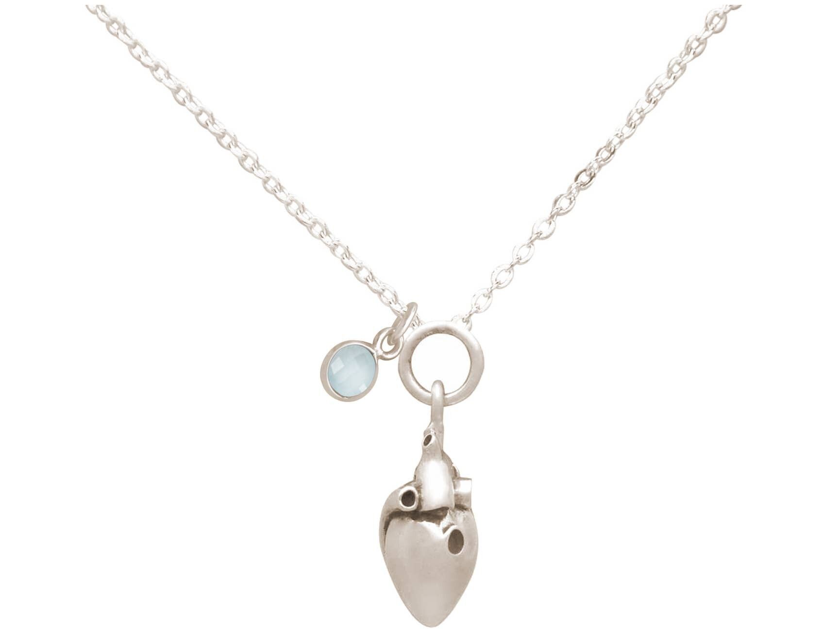 Gemshine Halskette 3-D anatomisches Herz CHALCEDON Doktor