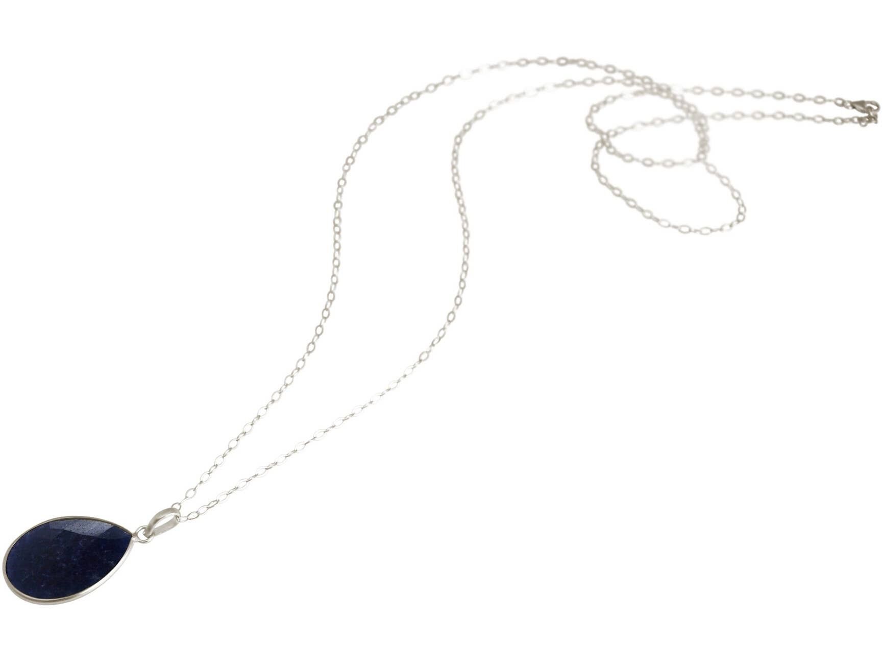 Collana Gemshine con gocce di pietre preziose di zaffiro.