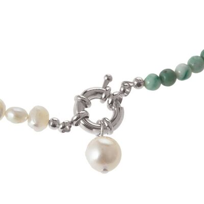 Gemshine necklace with white cultured pearls and green jade