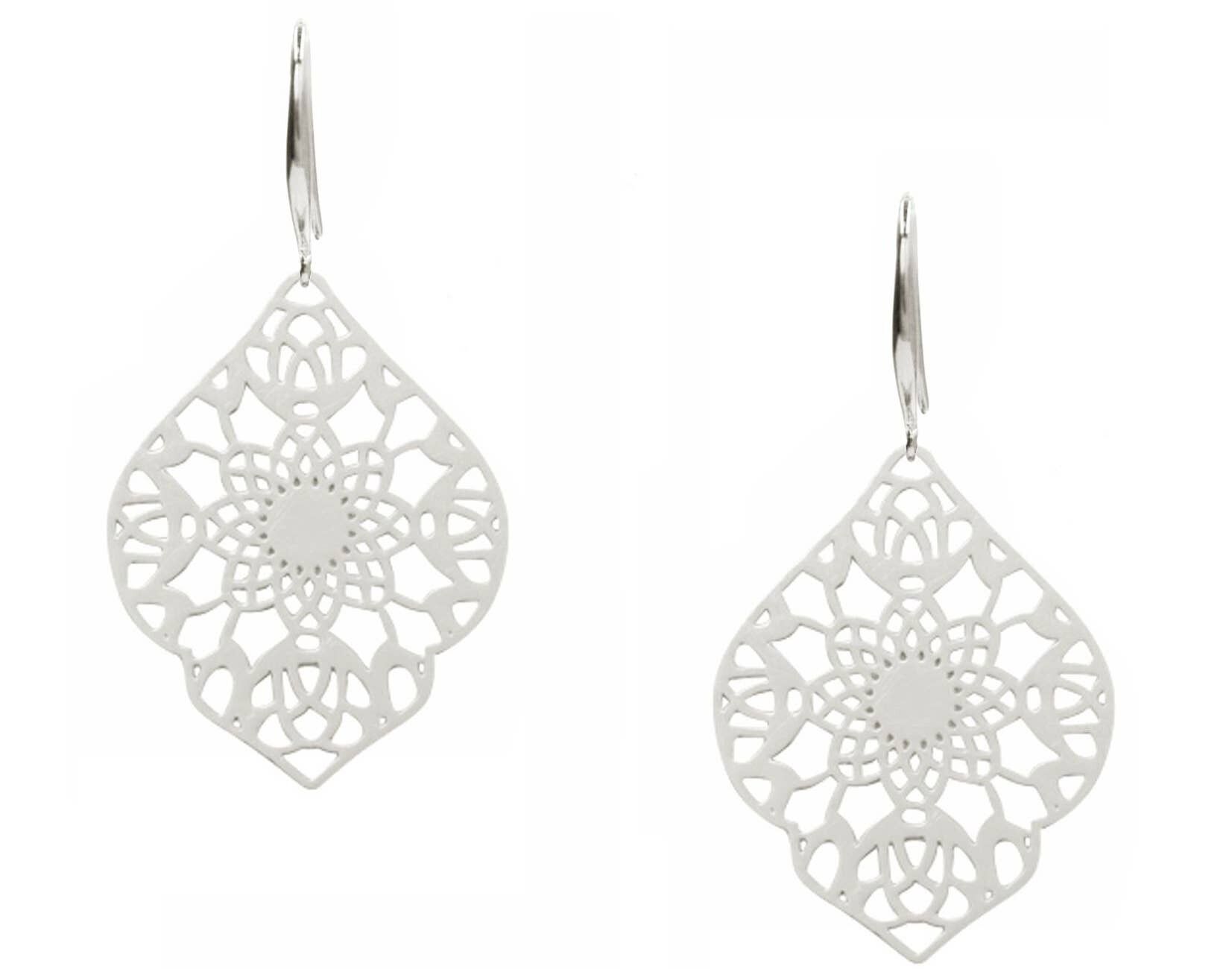 Pendientes gemshine con colgante mandala bohemio en forma de lágrima