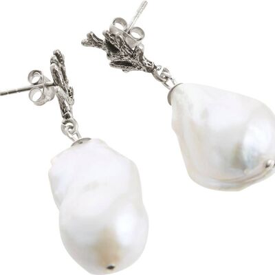 Gemshine earrings coral with white baroque pearls in 925