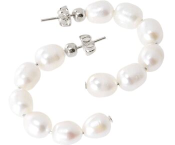 Boucles d'oreilles Gemshine avec perles de culture blanches. cerceaux de perles 2