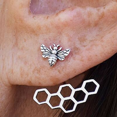 Gemshine ear studs BEE ear clip with honeycomb in 925 silver