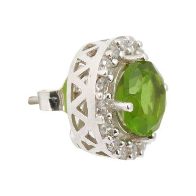 Gemshine stud earrings with green peridot quartz gemstones