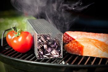 Carbonella per barbecue economica e e legna per affumicare