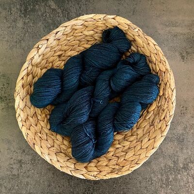 DARK TURQUOISE, Hand-dyed wool, Hand-dyed Yarn, dyed with acid dyes, as a skein