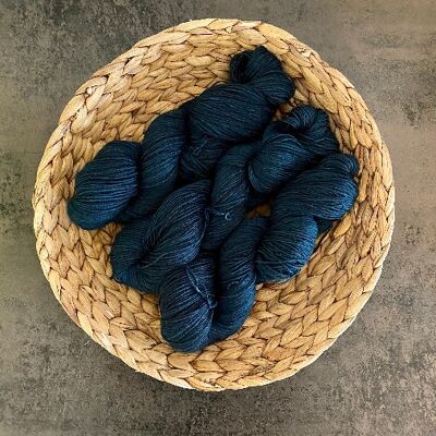 DARK TURQUOISE, Hand-dyed wool, Hand-dyed Yarn, dyed with acid dyes, as a skein