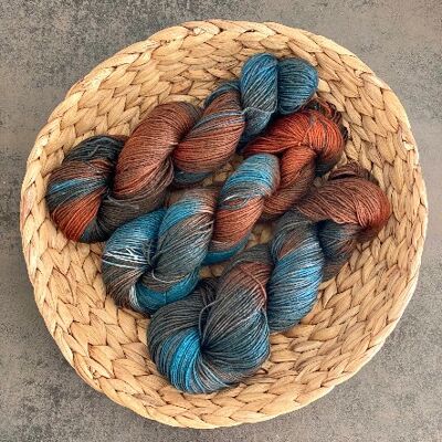 KRONOS, Handgefärbte Wolle, Handdyed Yarn, mit Säurefarben gefärbt