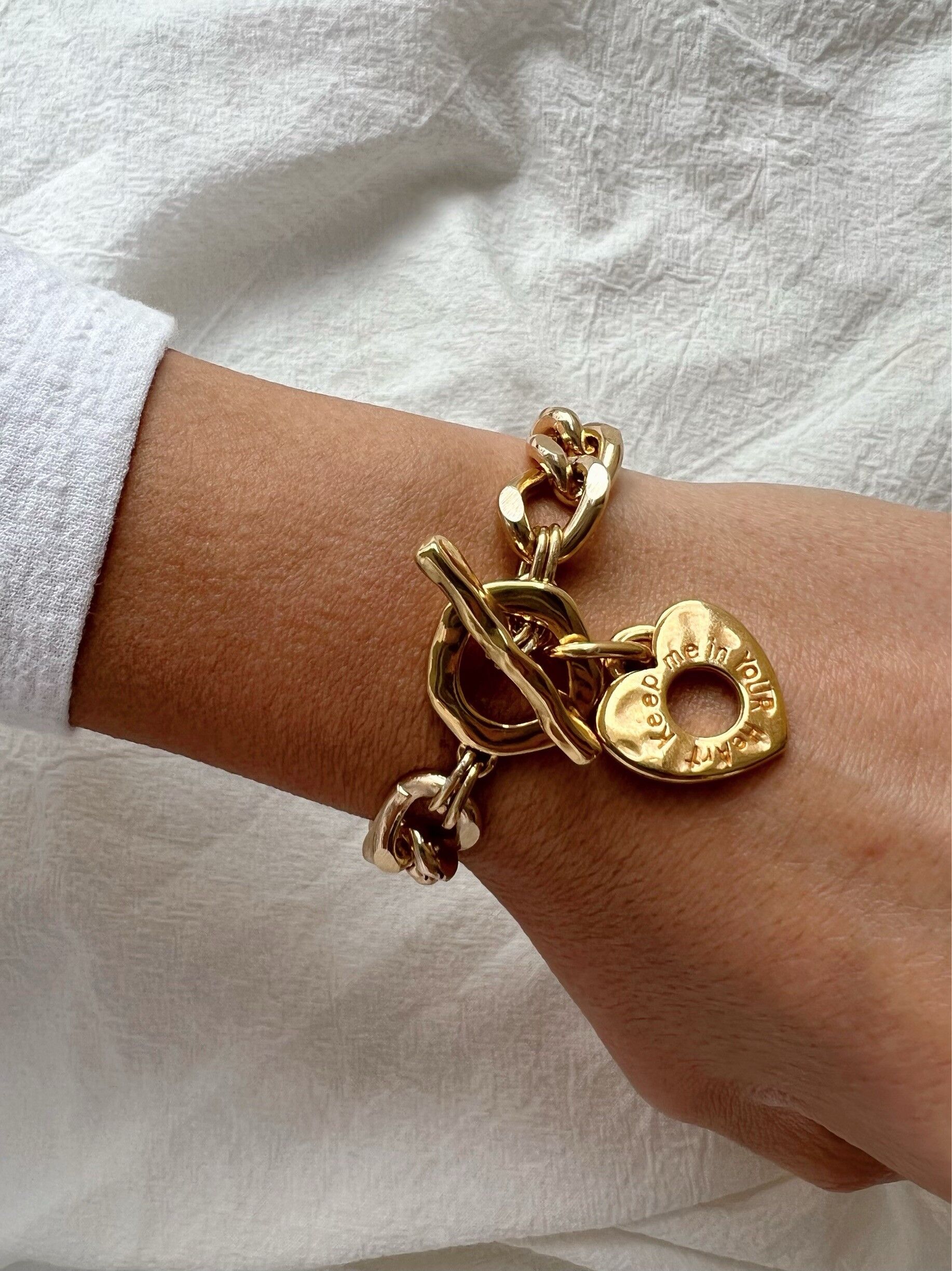 Chunky deals heart bracelet