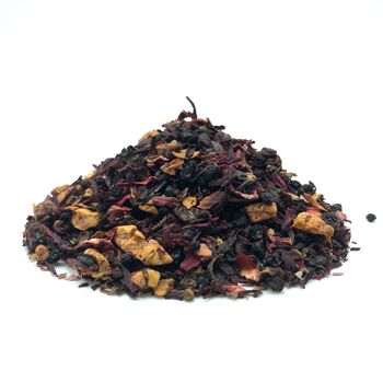 Infusion de fruits des bois avec pomme, hibiscus, mûre, baie de sureau, églantier, groseilles et raisins secs 2