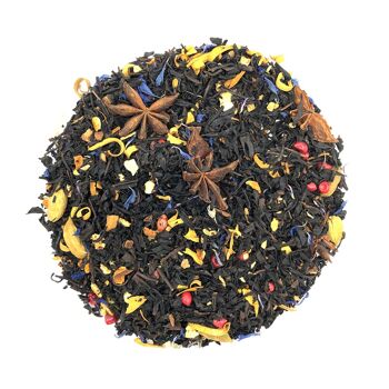 Thé noir Mandala Chai à l'orange, à la fleur d'oranger, au poivre rose, au gingembre, à la cannelle, à l'anis étoilé, à la cardamome et au bleuet bleu 1