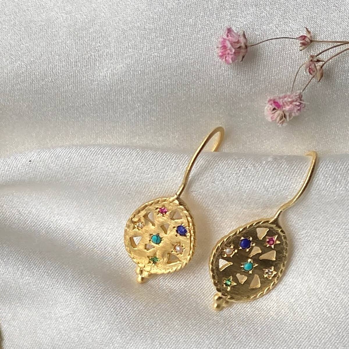 PENDIENTE KRISHNA, Sleeper Étnico Chic (BOETH5)