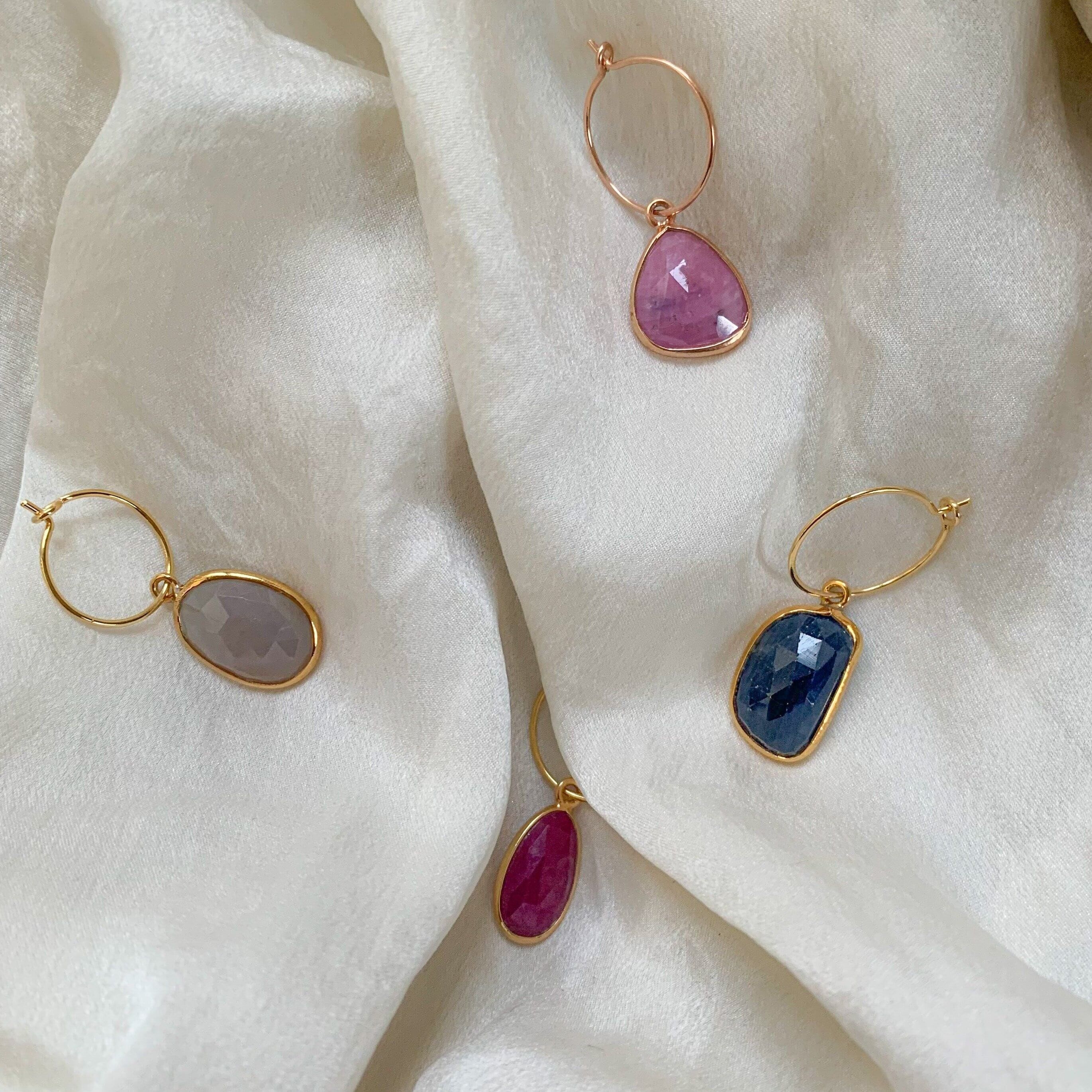 Anahita Creole, gold-plated sapphire setting (BOHO1)