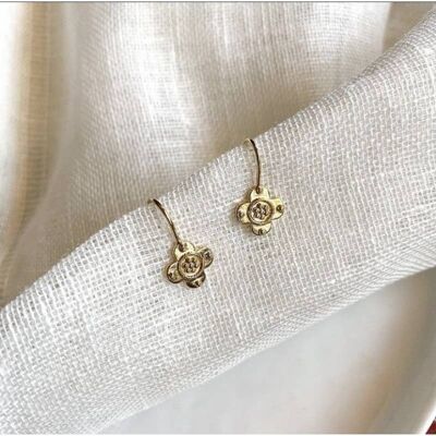 CHANCE EARRING, gold & silver plated clover