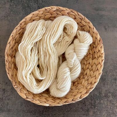 Handspun Merino single wool, natural, undyed, untreated, wool from Kosovo