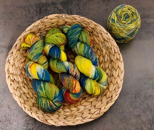 Ägyptischer LOTUS, Handgefärbte SockenWolle, Handdyed Yarn, mit Säurefarben gefärbt