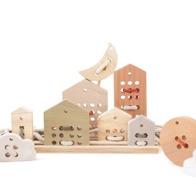 Schnürspielzeug-Set aus Holz.Stadt der Kindheit