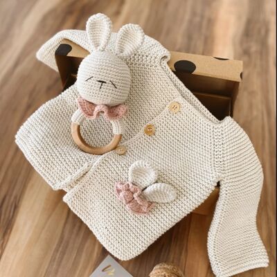 Cardigan pour bébé tricoté à la main en coton biologique, super doux, lapin