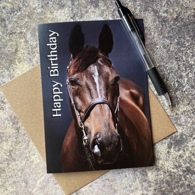 Carte de voeux joyeux anniversaire cheval