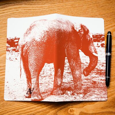 Cuaderno A5 - Animales elefantes - 64 páginas a rayas