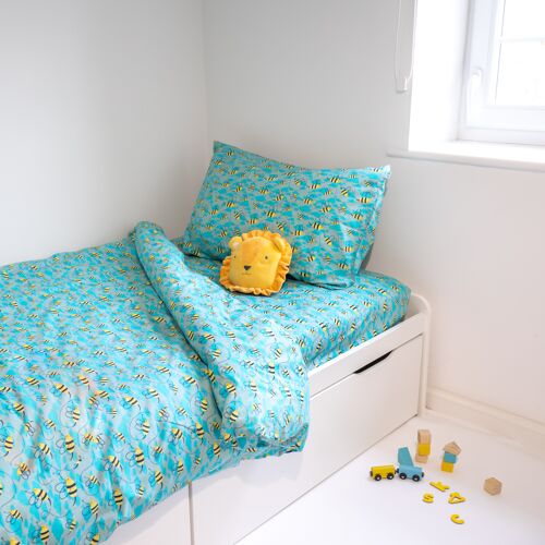 Busy Bees Boys Light Aqua Single Luxury Bedding Set in Organic Cotton